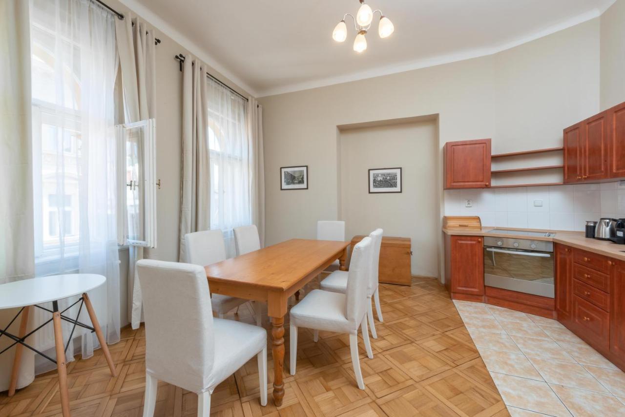 Liliova Apartments Praga Exterior foto