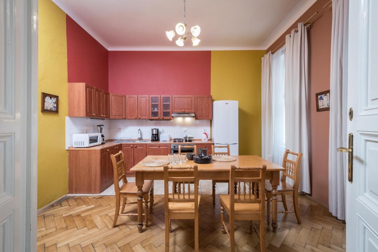 Liliova Apartments Praga Exterior foto
