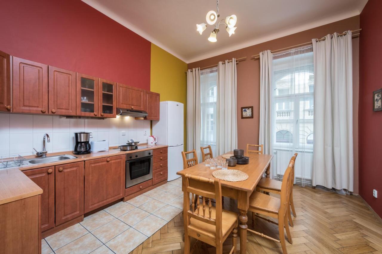 Liliova Apartments Praga Exterior foto