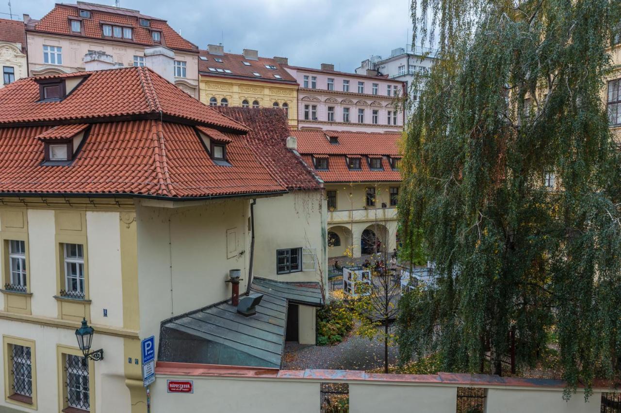 Liliova Apartments Praga Exterior foto